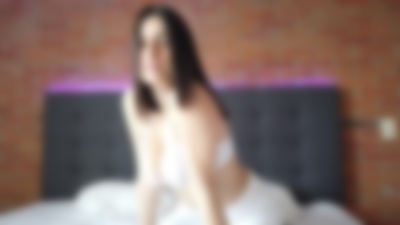 Brunette Escort in Clearwater Florida