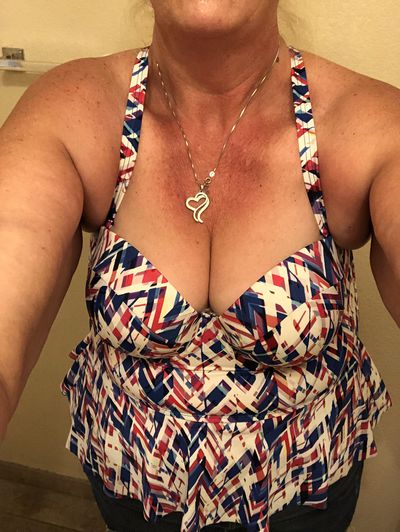 Valerie Blake - Escort Girl from Elk Grove California